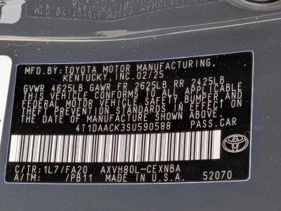 2025 Toyota Camry LE (SE)