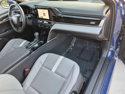 2026 Toyota Camry SE (SE)