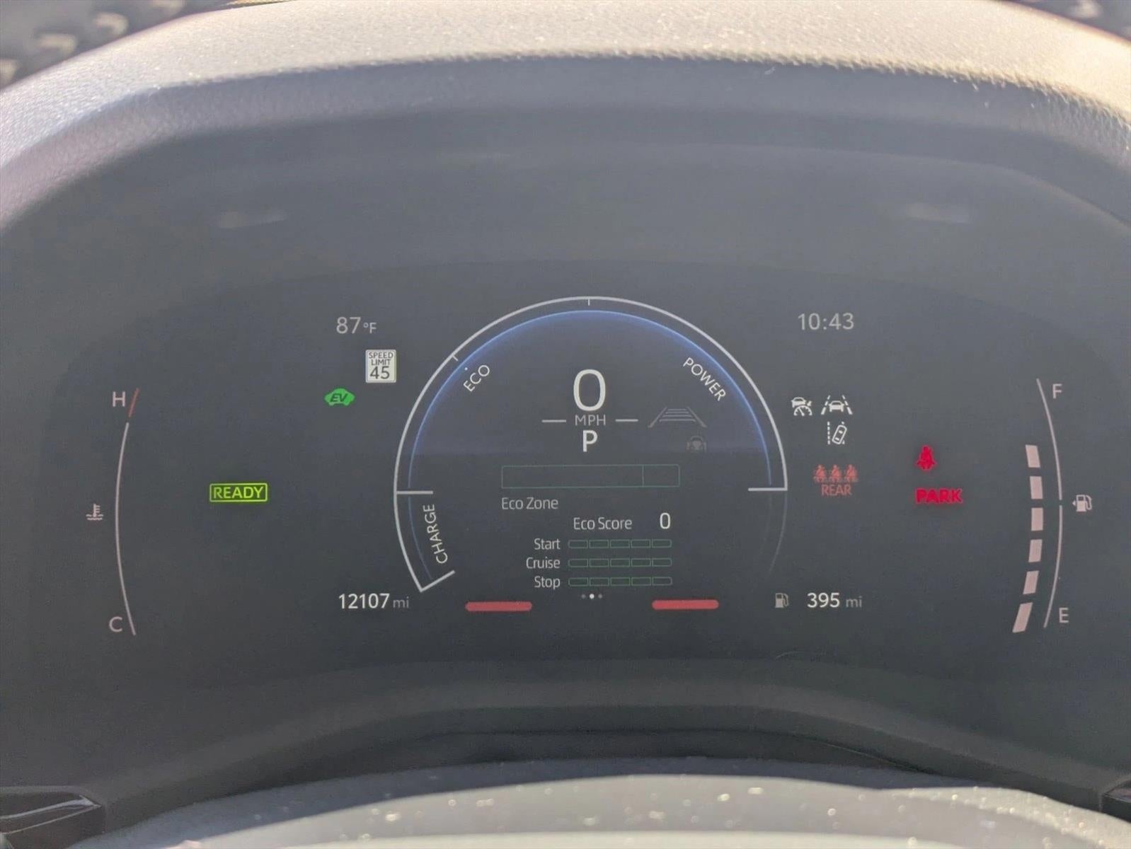 2025 Toyota Camry SE (Natl)