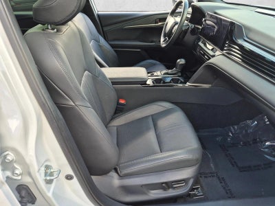 2025 Toyota Camry XSE (Natl)