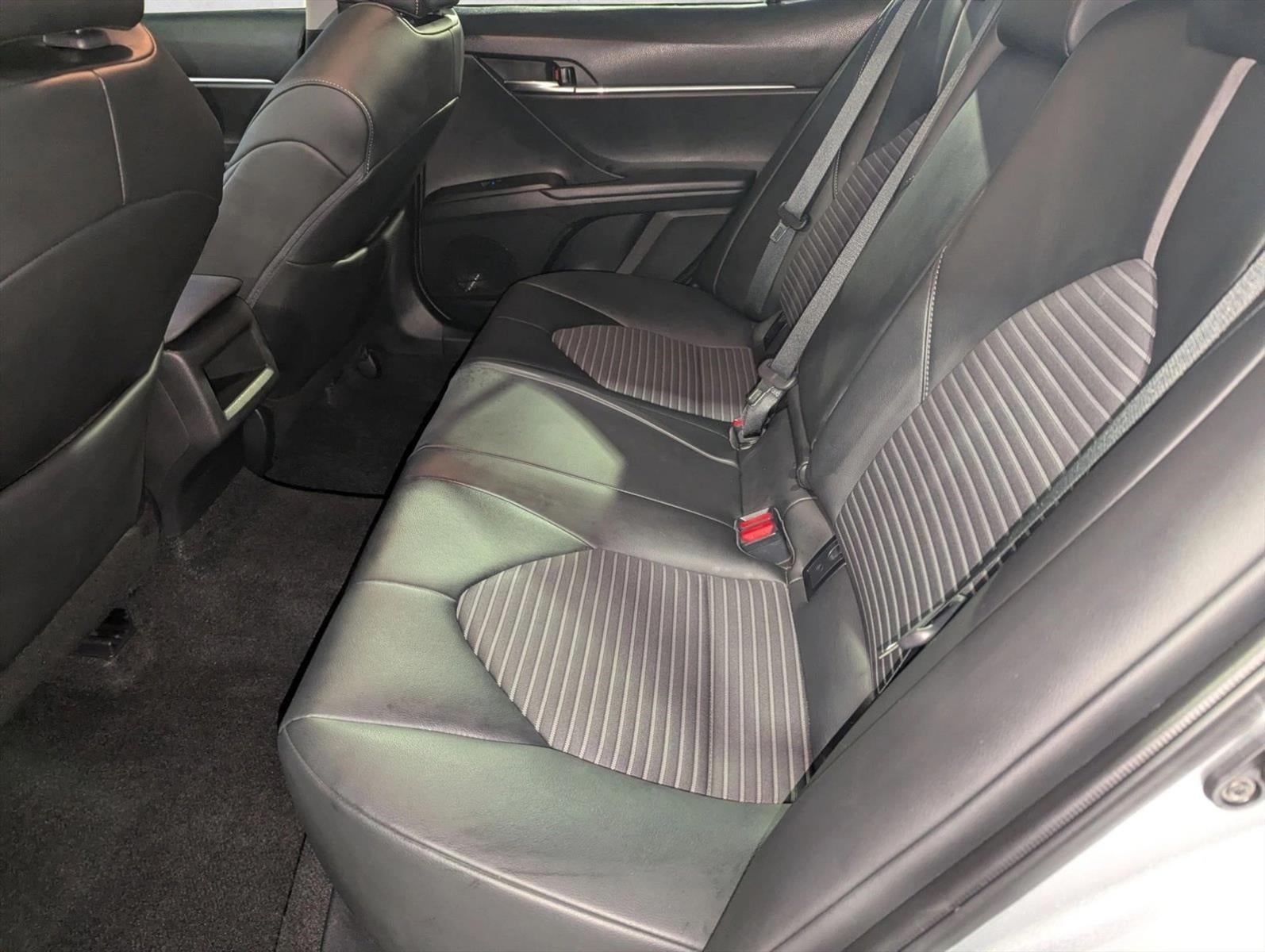 2023 Toyota Camry SE Auto (SE)