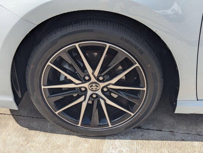2024 Toyota Camry SE Auto (SE)