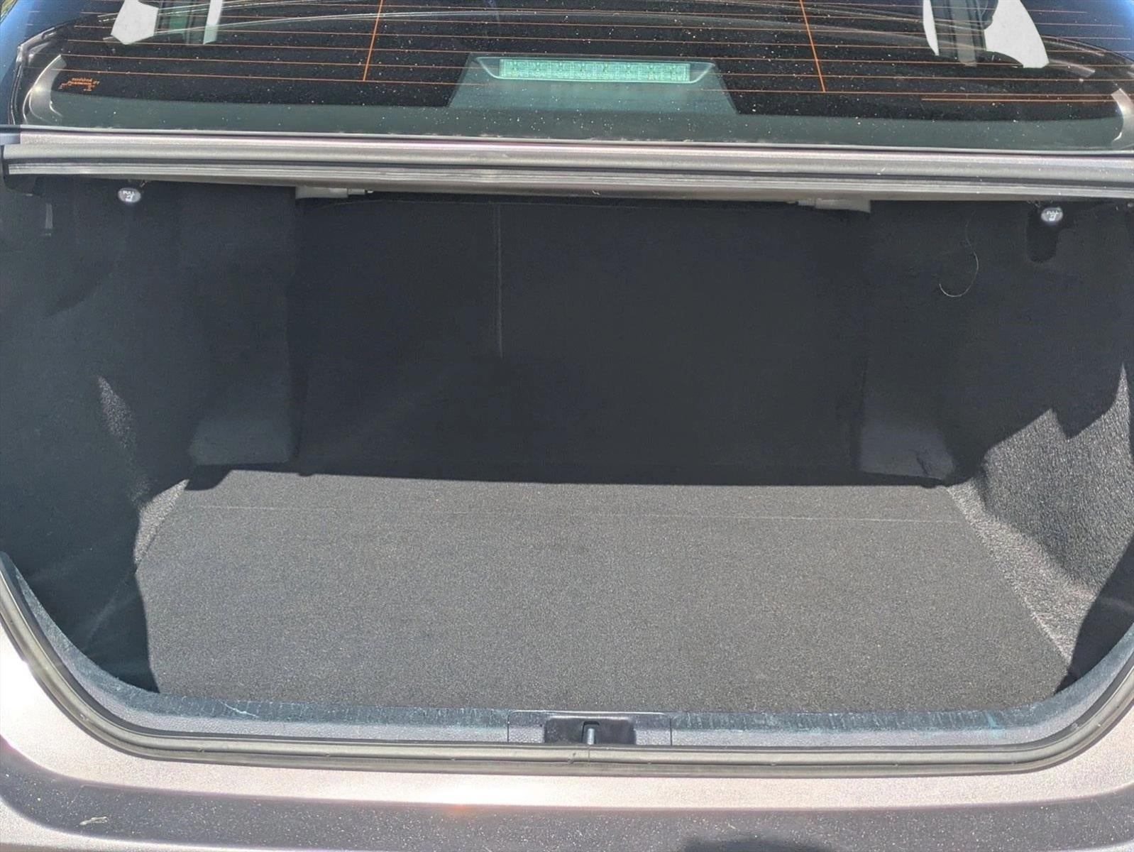 2024 Toyota Camry SE Auto (SE)