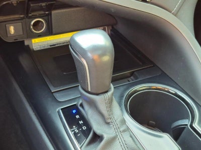 2020 Toyota Camry Hybrid SE CVT (Natl)