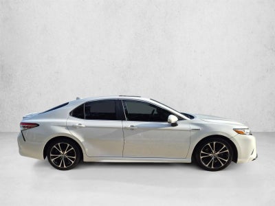 2020 Toyota Camry Hybrid SE CVT (Natl)