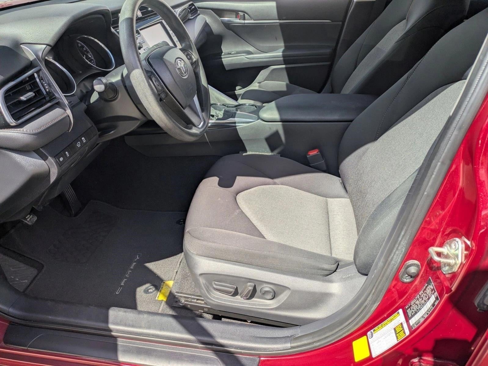 2020 Toyota Camry LE Auto (SE)