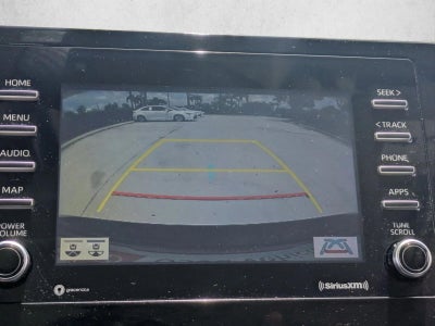 2022 Toyota Camry SE Auto (SE)
