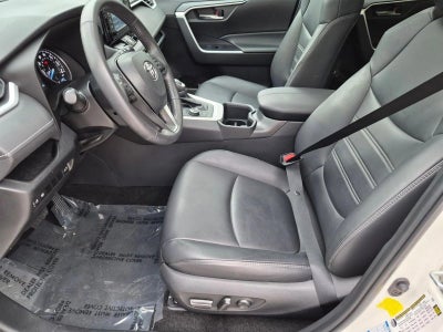 2022 Toyota RAV4 Hybrid XLE Premium AWD (Natl)