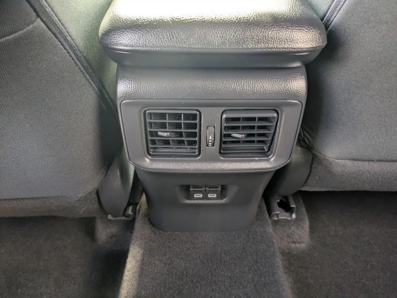 2023 Toyota RAV4 Hybrid SE AWD (Natl)