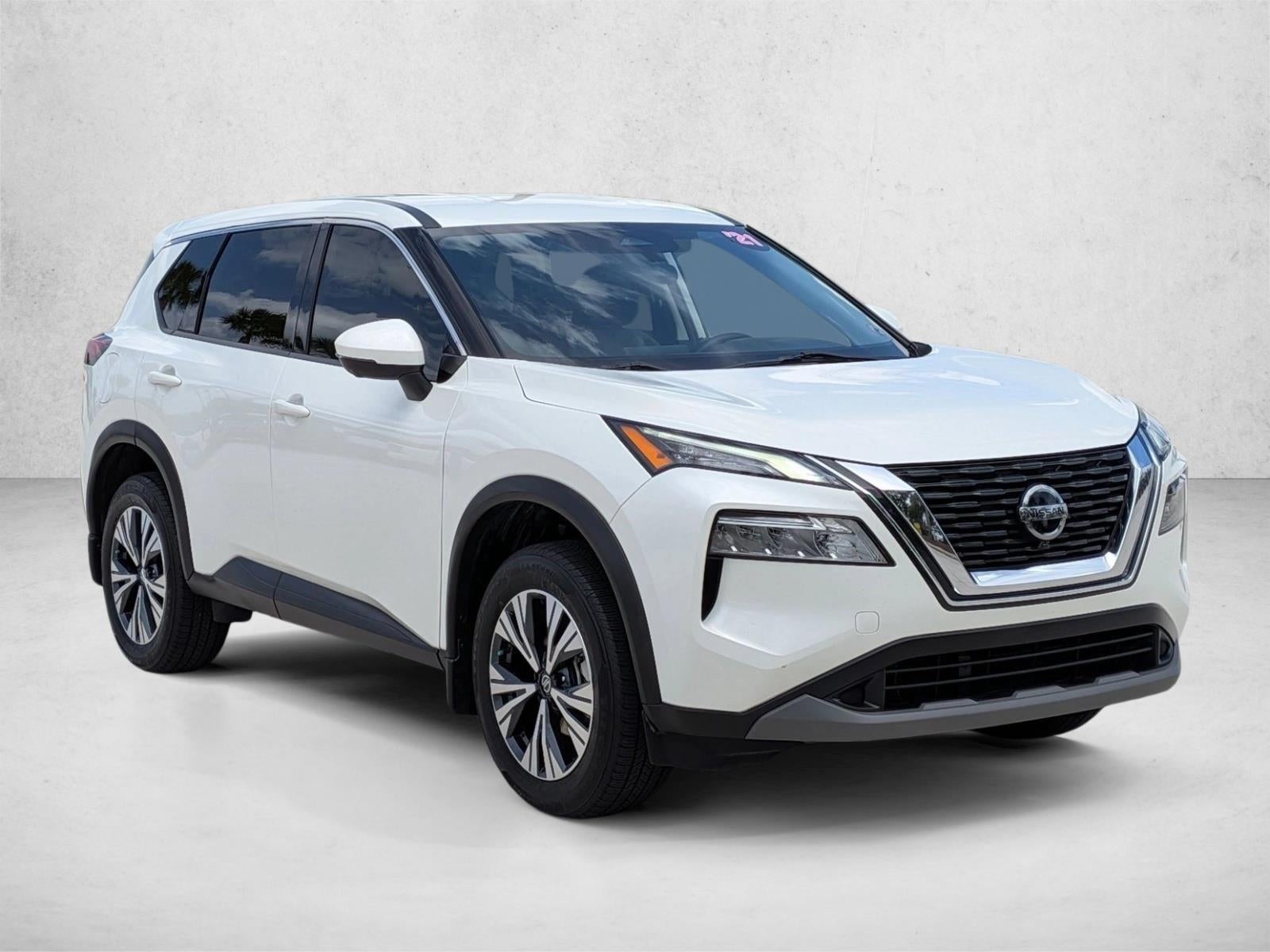 2021 Nissan Rogue FWD SV