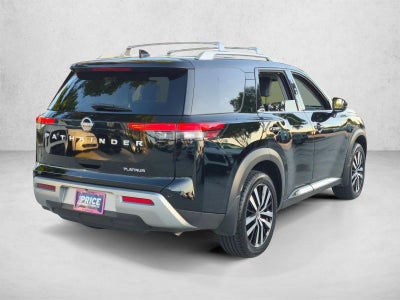 2024 Nissan Pathfinder Platinum 2WD