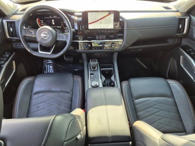 2023 Nissan Pathfinder Platinum 4WD