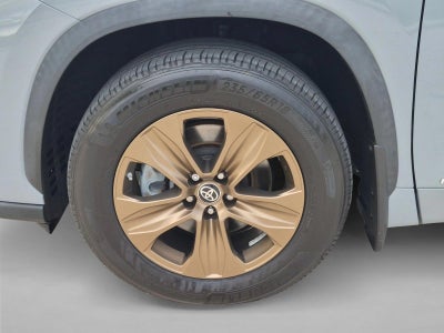 2023 Toyota Highlander Hybrid Bronze Edition AWD (Natl)
