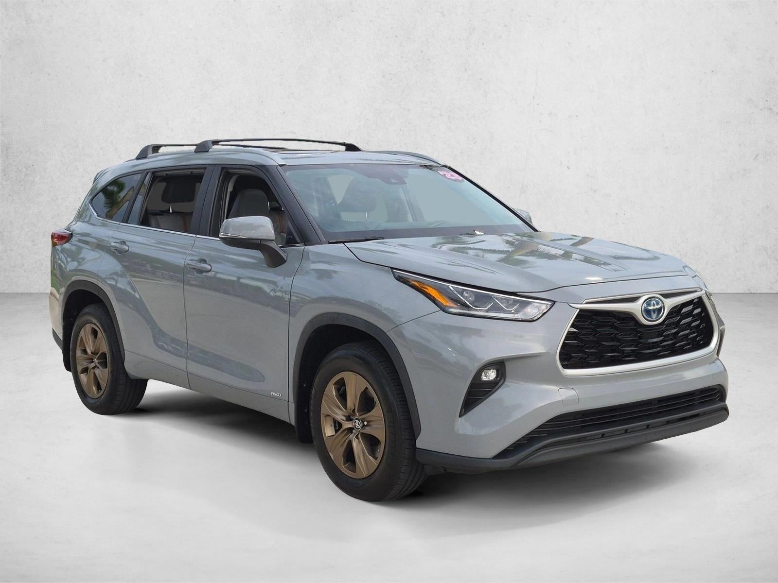 2023 Toyota Highlander Hybrid Bronze Edition AWD (Natl)