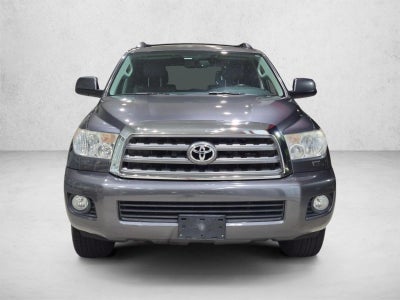 2017 Toyota Sequoia SR5 4WD FFV (Natl)
