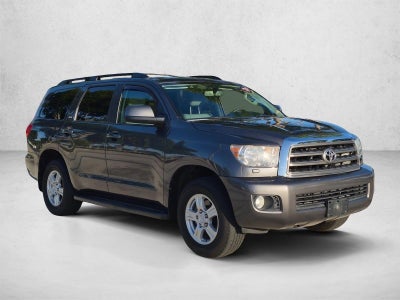 2017 Toyota Sequoia SR5 4WD FFV (Natl)