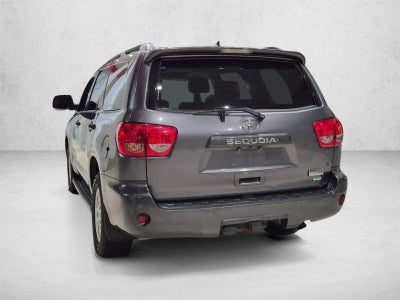 2017 Toyota Sequoia SR5 4WD FFV (Natl)