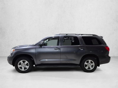 2017 Toyota Sequoia SR5 4WD FFV (Natl)
