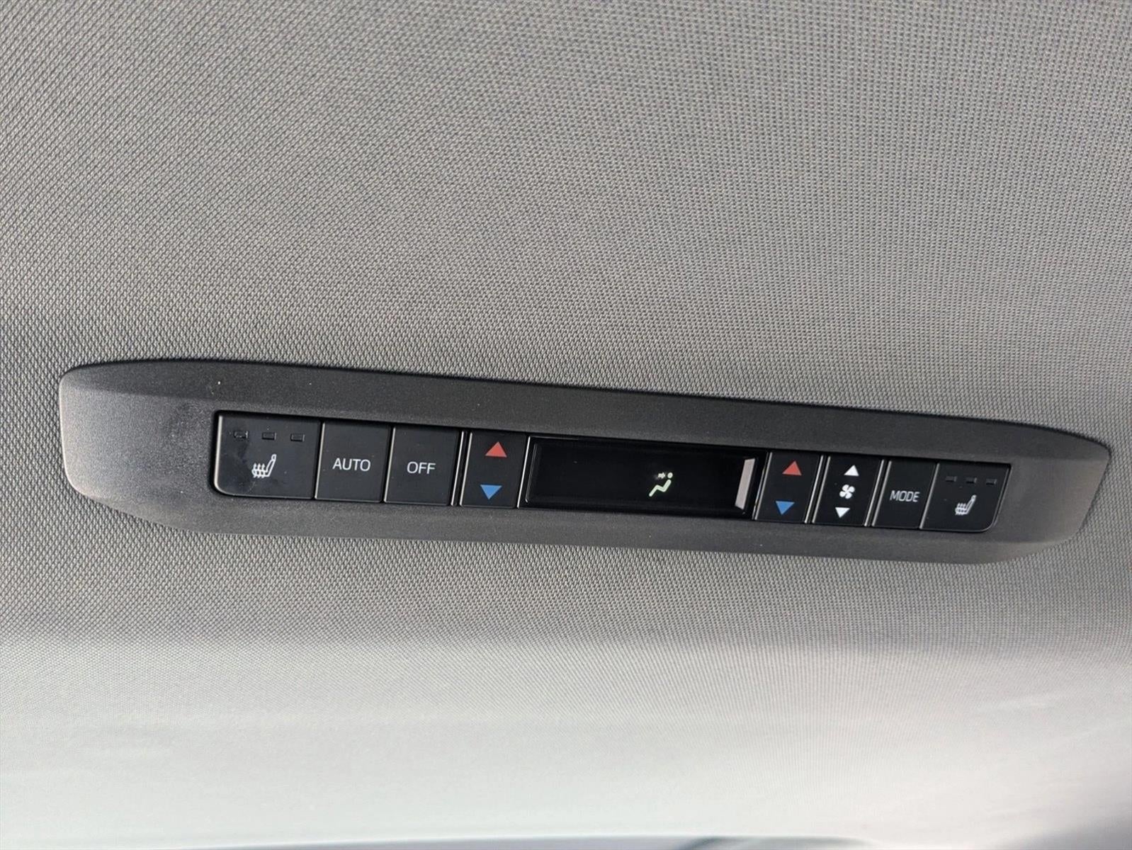 2022 Toyota Sienna Platinum AWD 7-Passenger (GS)