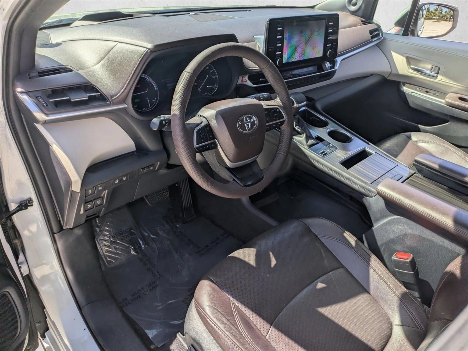 2022 Toyota Sienna Platinum AWD 7-Passenger (GS)