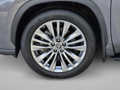 2024 Toyota Highlander Platinum FWD (Natl)