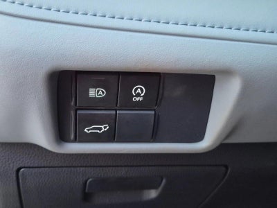 2024 Toyota Highlander LE FWD (Natl)
