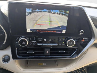 2023 Toyota Highlander Hybrid Limited AWD (Natl)