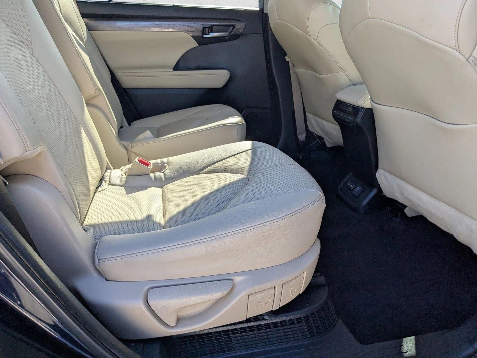 2023 Toyota Highlander Hybrid Limited AWD (Natl)