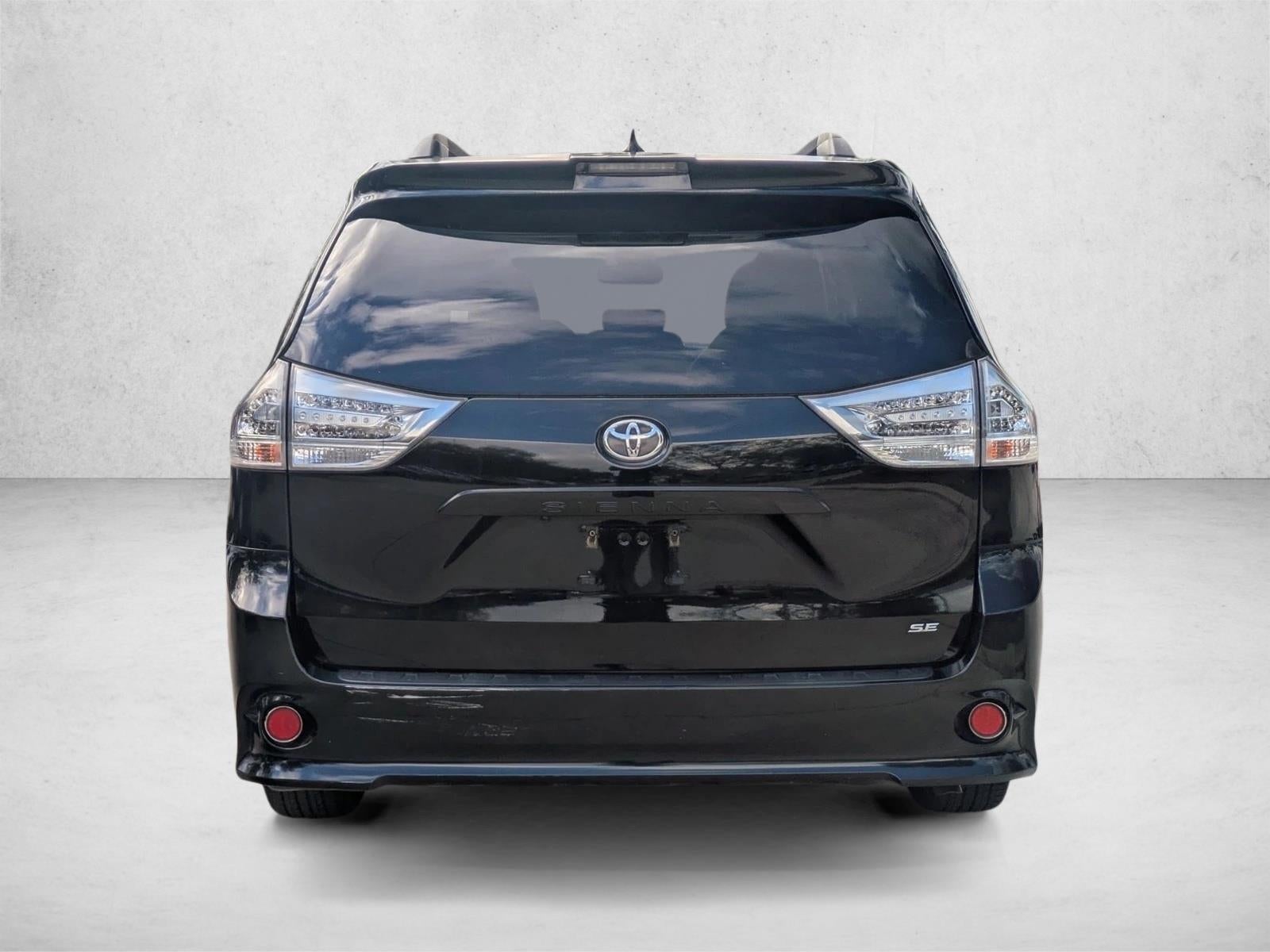 2018 Toyota Sienna SE FWD 8-Passenger (Natl)