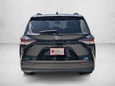 2023 Toyota Sienna XLE FWD 8-Passenger (Natl)