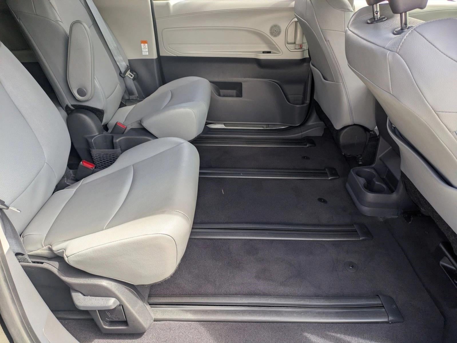 2024 Toyota Sienna XLE FWD 7-Passenger (Natl)