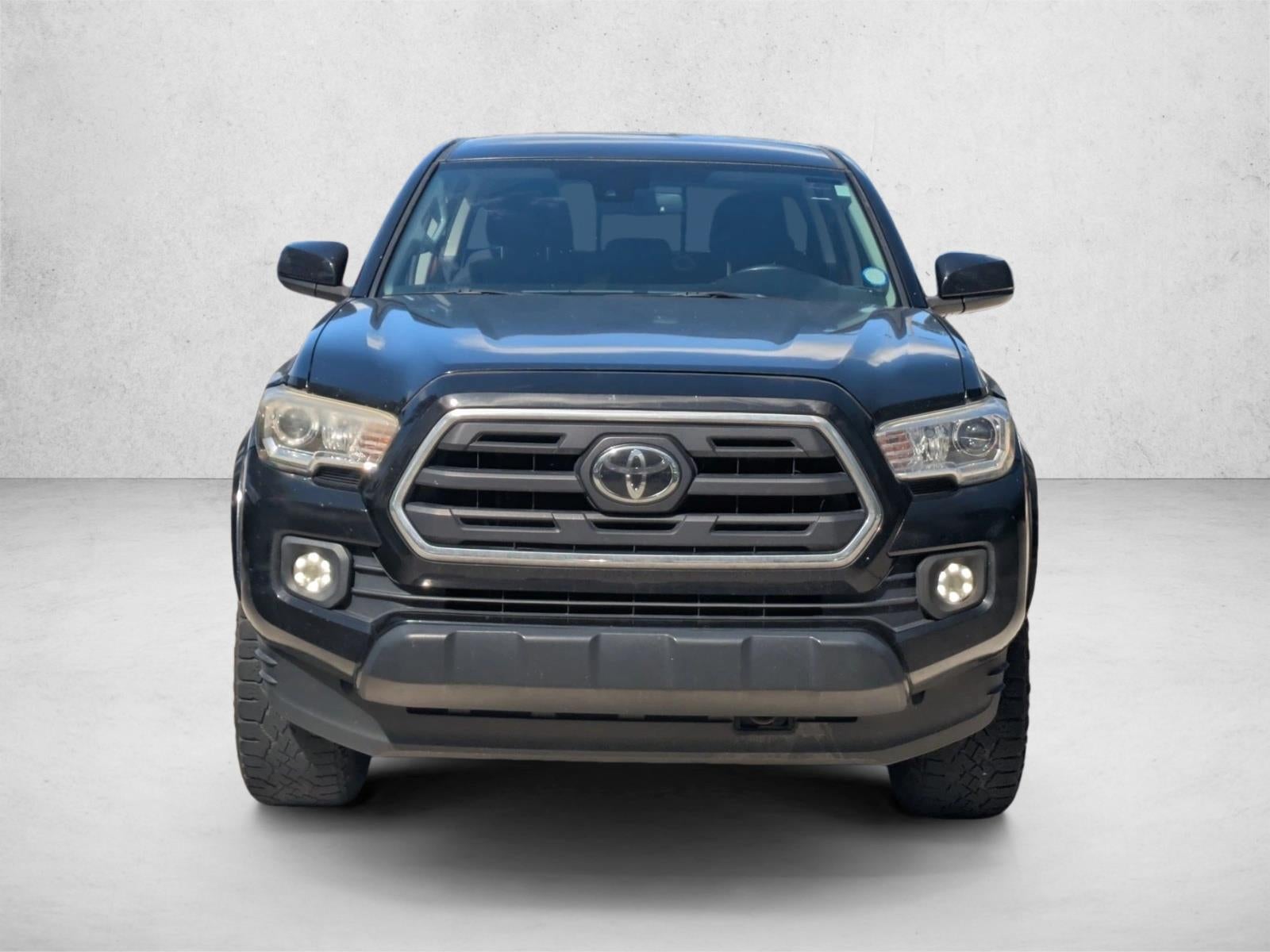 2018 Toyota Tacoma SR5 Double Cab 5' Bed V6 4x2 AT (GS)