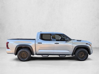 2022 Toyota Tundra 2WD 2WD SR5 CrewMax 5.5' Bed (Natl)