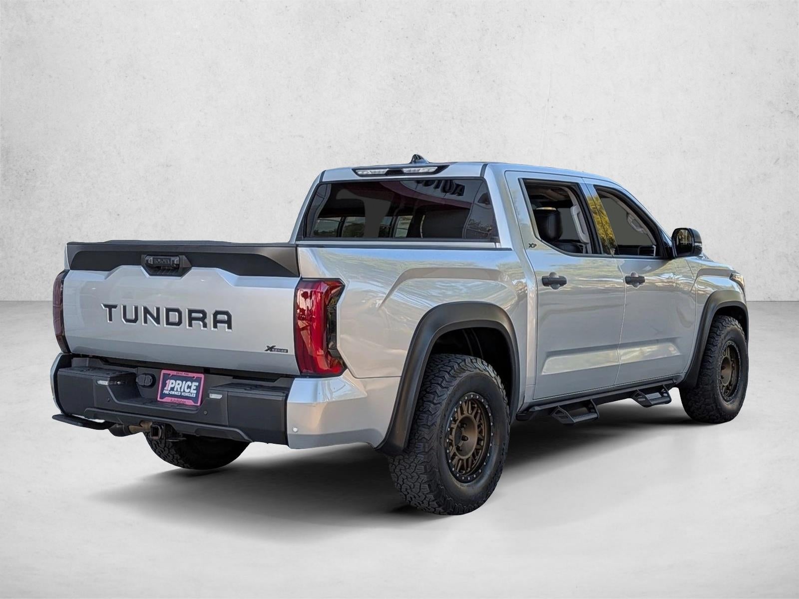 2022 Toyota Tundra 2WD 2WD SR5 CrewMax 5.5' Bed (Natl)