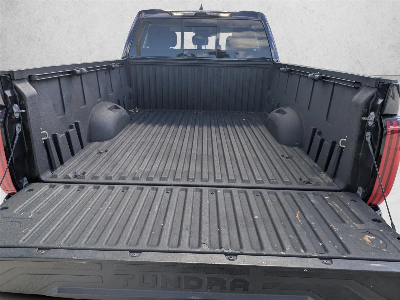 2022 Toyota Tundra 4WD 4WD SR5 Double Cab 6.5' Bed (Natl)