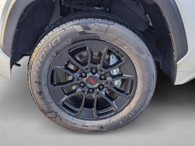 2024 Toyota Tundra 4WD 4WD SR5 CrewMax 5.5' Bed (Natl)