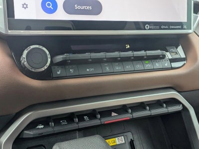 2022 Toyota Tundra 4WD 4WD 1794 Edition Hybrid CrewMax 5.5' Bed (Natl)