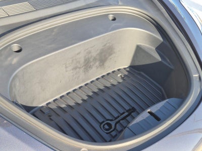 2022 Tesla Model 3 RWD