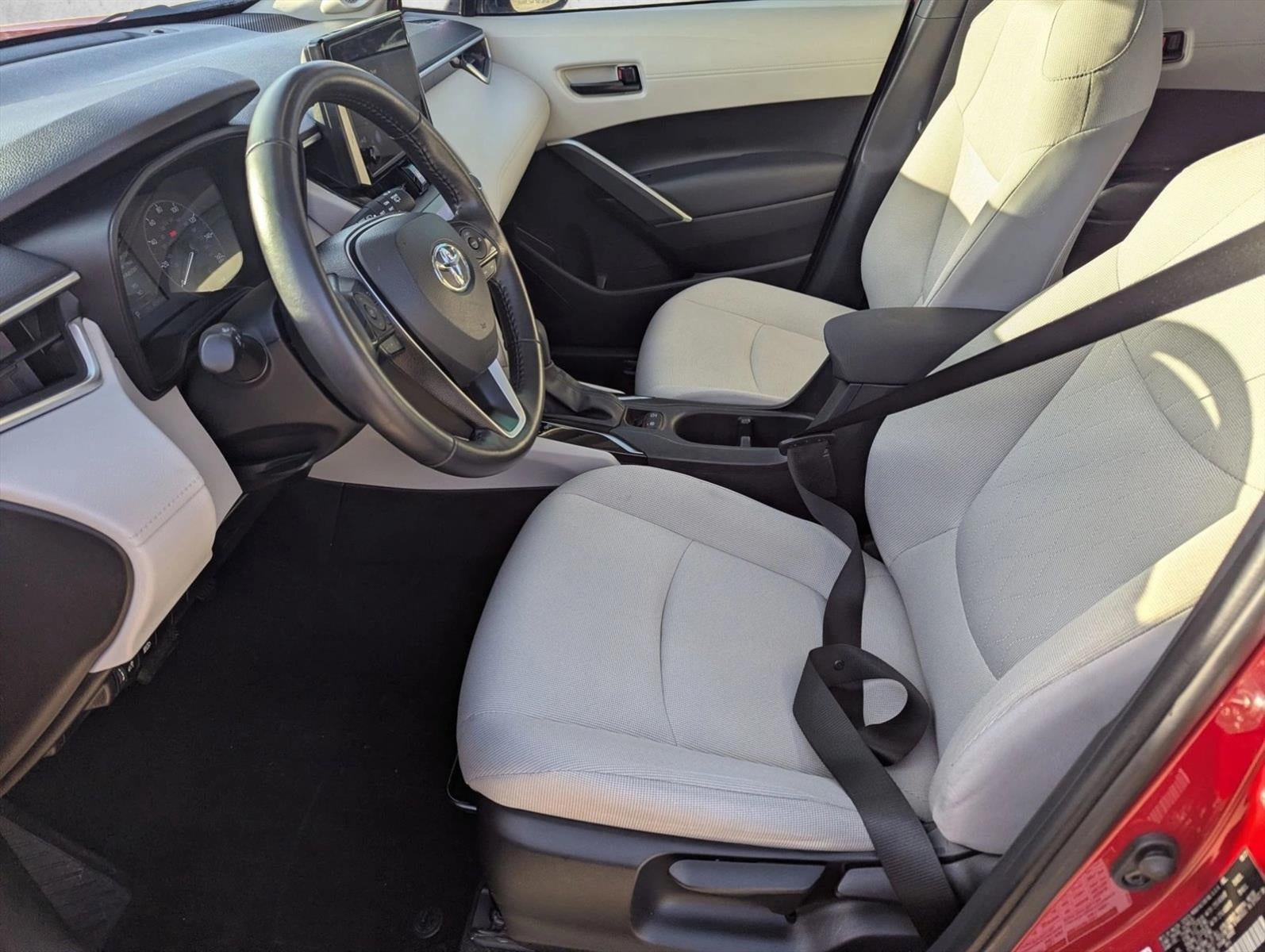 2023 Toyota Corolla Cross LE 2WD (Natl)