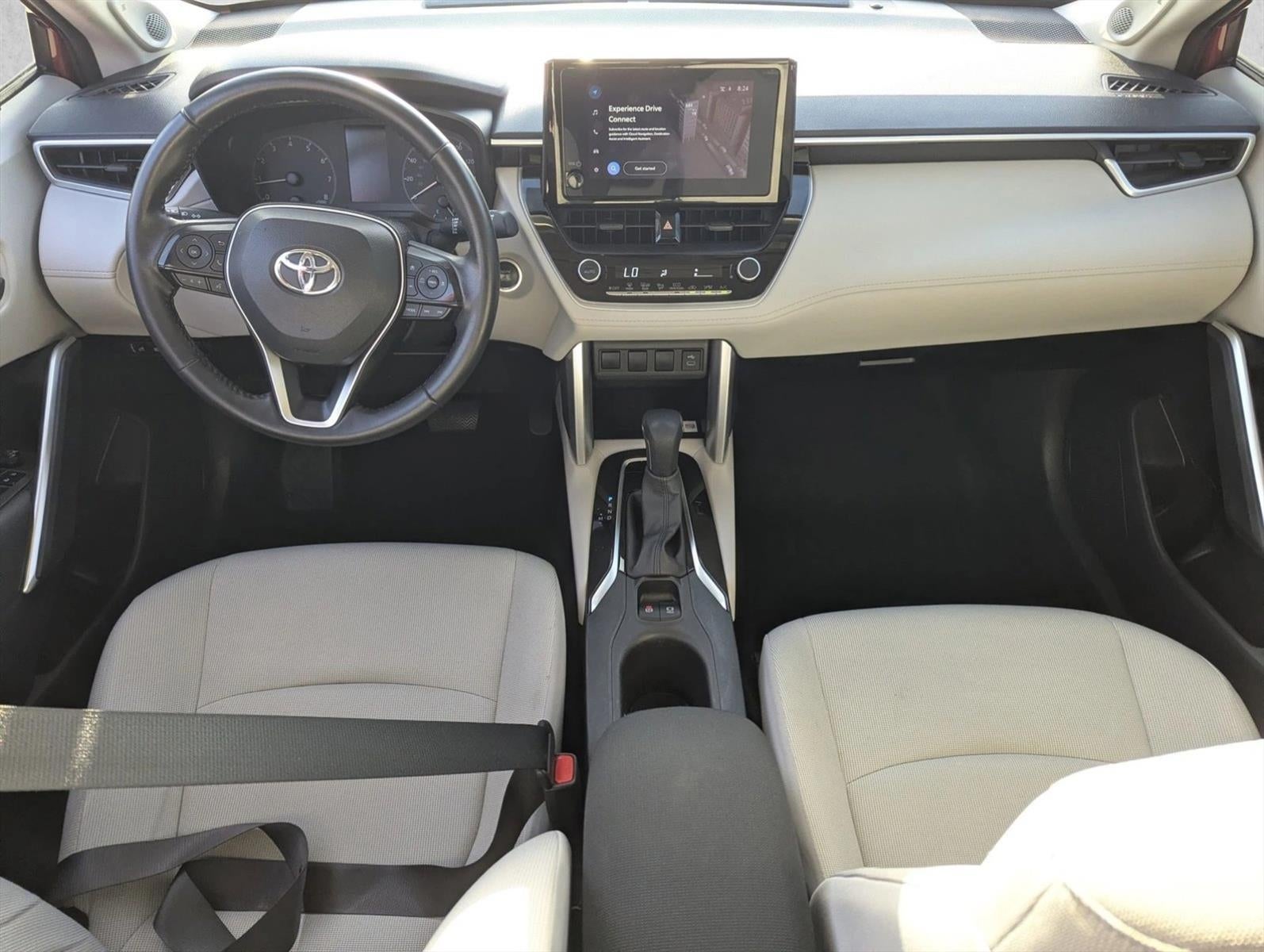 2023 Toyota Corolla Cross LE 2WD (Natl)