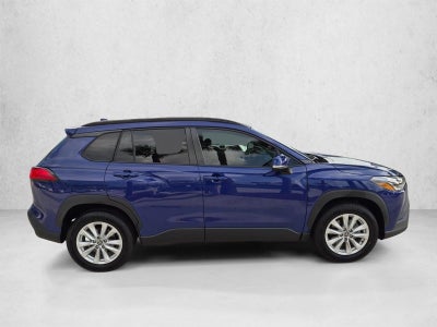 2022 Toyota Corolla Cross LE 2WD (Natl)