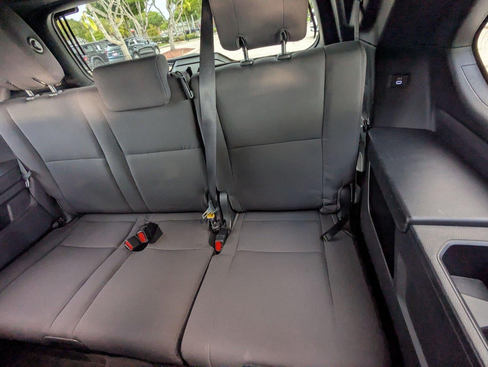 2025 Toyota Sequoia SR5 4WD (SE)