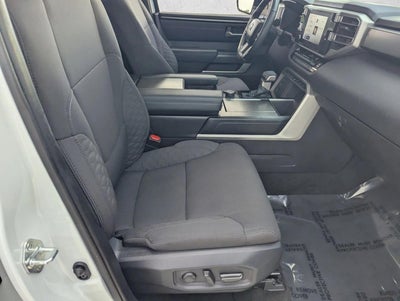 2025 Toyota Sequoia SR5 4WD (SE)