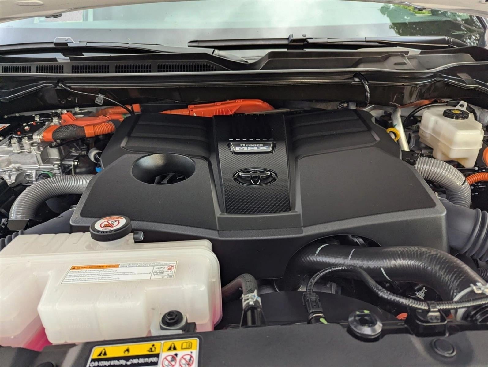 2025 Toyota Sequoia SR5 4WD (SE)