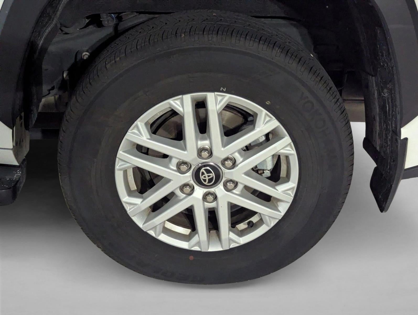 2025 Toyota Sequoia SR5 4WD (SE)