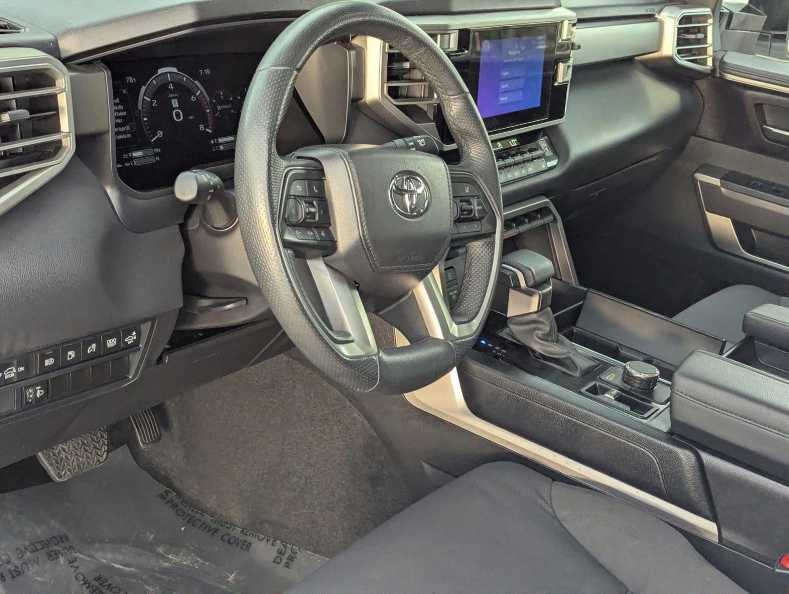 2025 Toyota Sequoia SR5 4WD (SE)