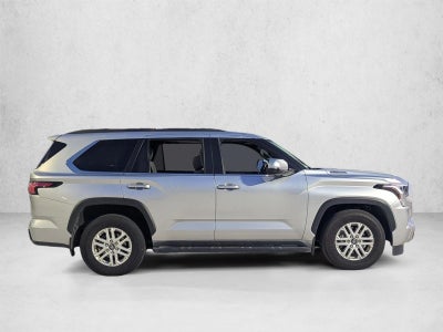 2025 Toyota Sequoia SR5 4WD (SE)