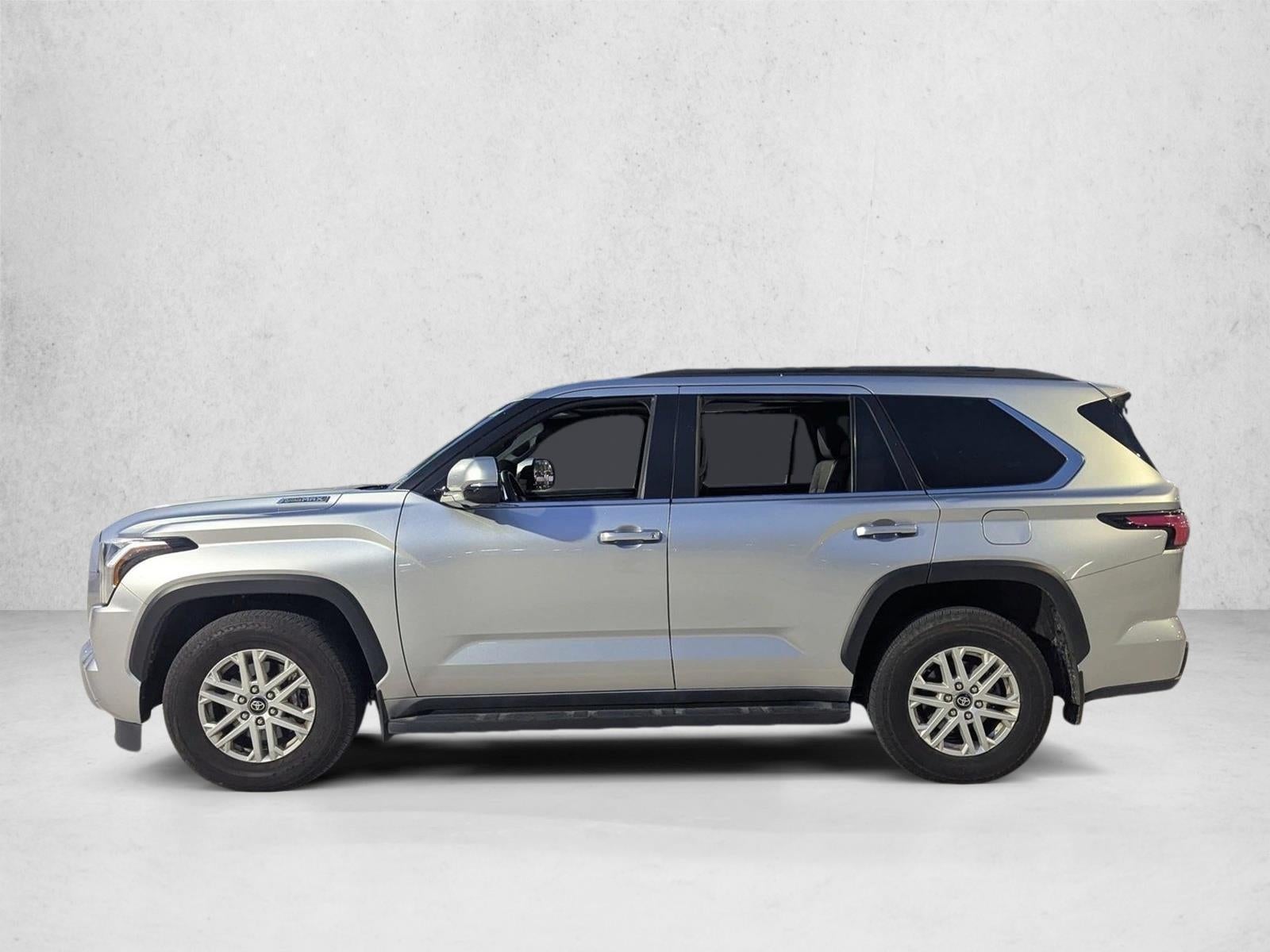 2025 Toyota Sequoia SR5 4WD (SE)