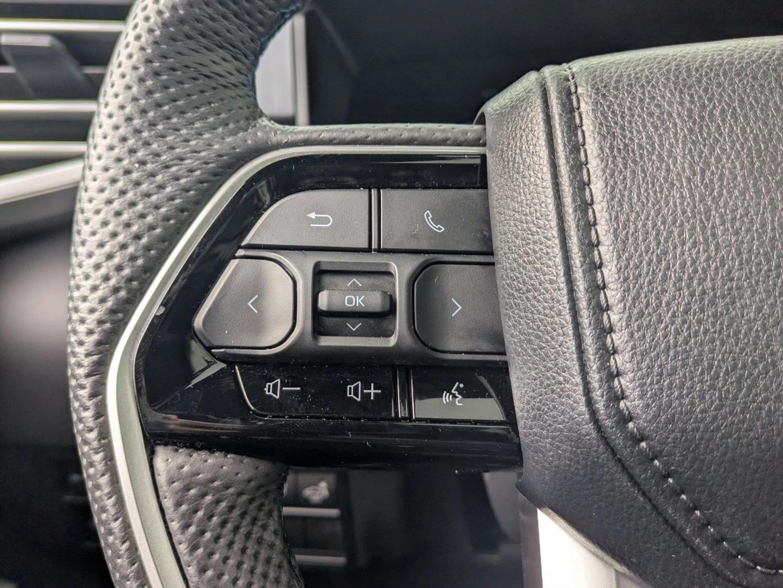 2024 Toyota Sequoia Platinum 4WD (Natl)