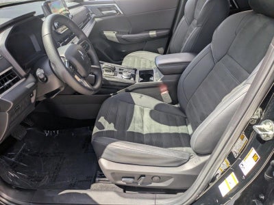 2024 Mitsubishi Outlander SE FWD